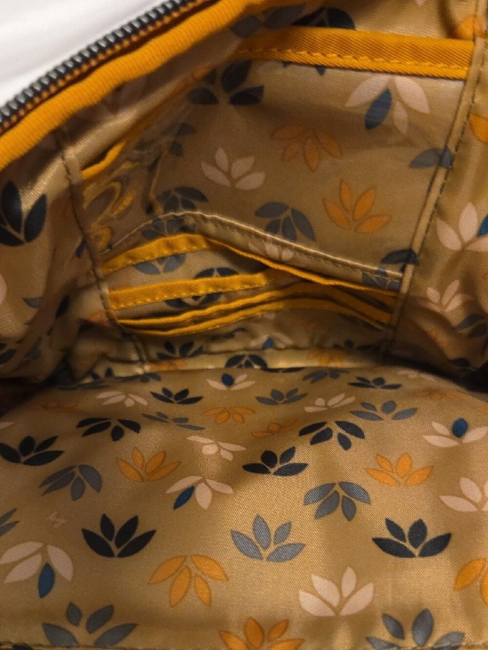 lug Quilted Messenger Crossbody Bag - Mustard Yellow - Picture 7 of 7
